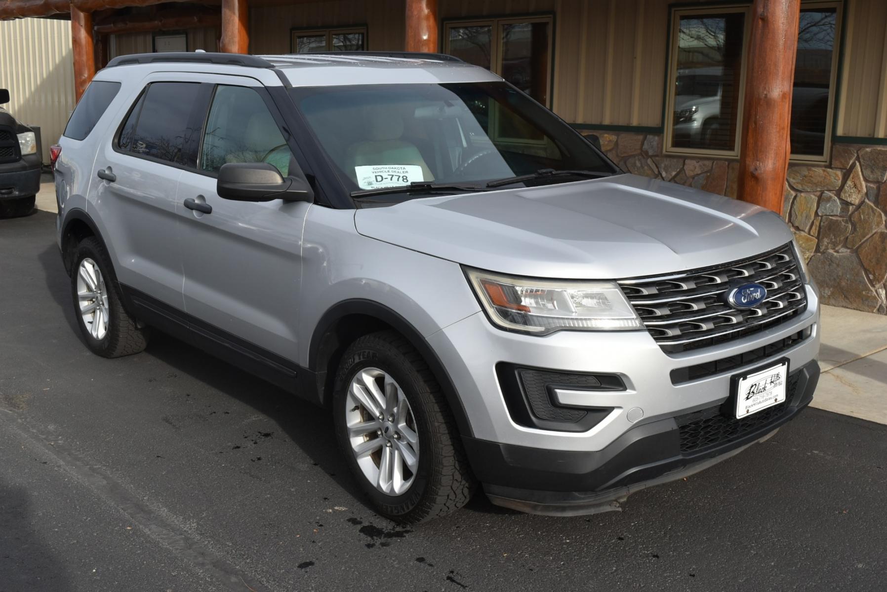 2017 Silver /Tan Ford Explorer (1FM5K8B87HG) with an 3.5L V-6 TI-VCT engine, 6-Speed Selectshift transmission, located at 1600 E Hwy 44, Rapid City, SD, 57703, (605) 716-7878, 44.070232, -103.171410 - Photo #0